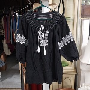 Signature Collection Black Embroidered Women's Top